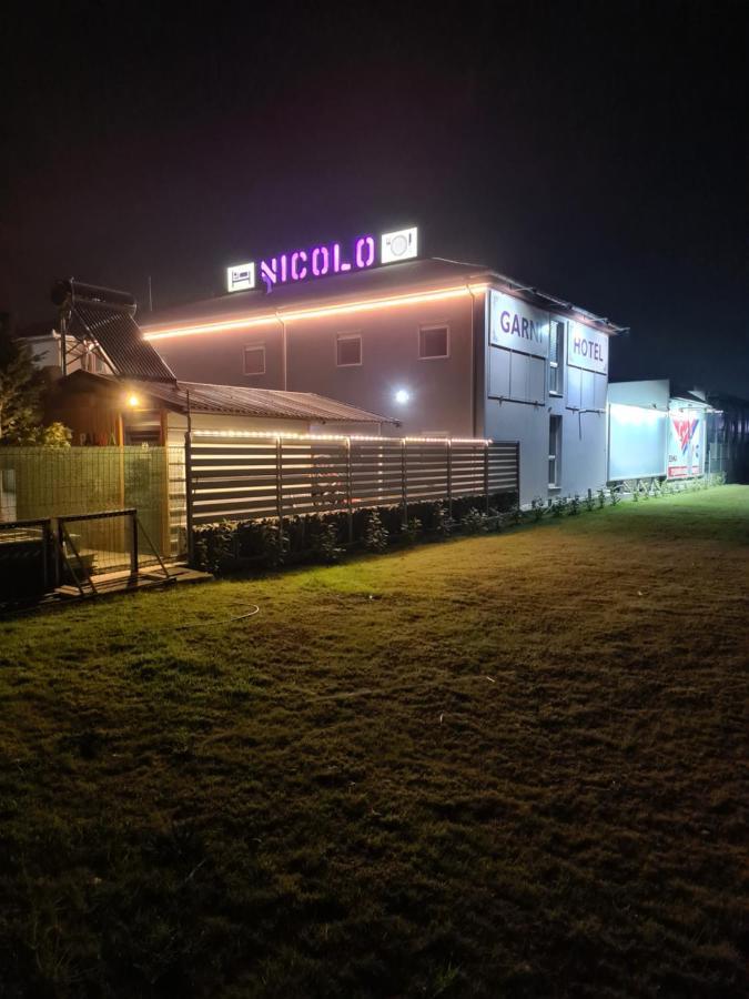 Garni Hotel & Spa Nicolo Kruševac Buitenkant foto