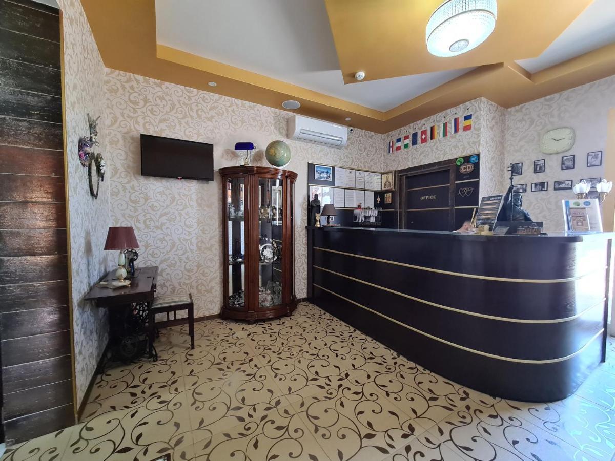 Garni Hotel & Spa Nicolo Kruševac Buitenkant foto