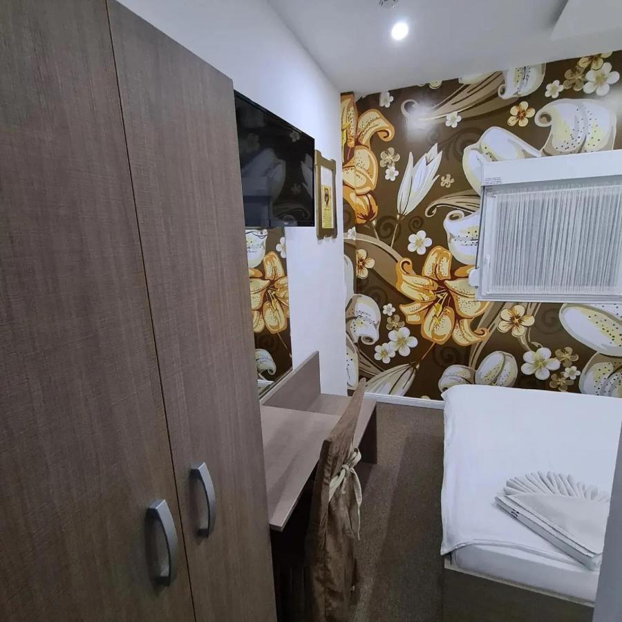 Garni Hotel & Spa Nicolo Kruševac Buitenkant foto