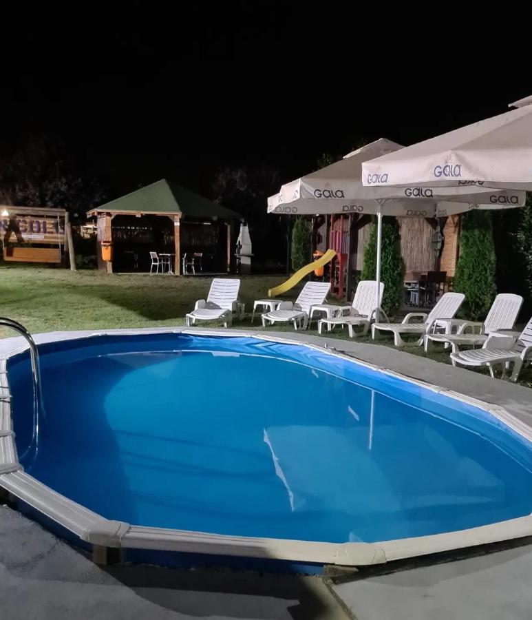 Garni Hotel & Spa Nicolo Kruševac Buitenkant foto