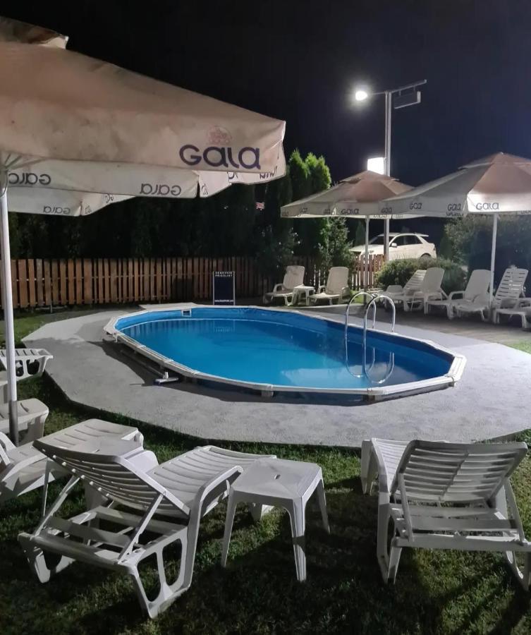Garni Hotel & Spa Nicolo Kruševac Buitenkant foto