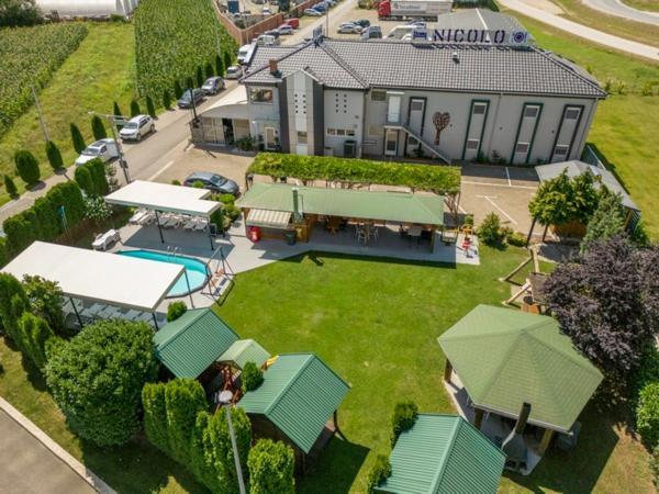 Garni Hotel & Spa Nicolo Kruševac Buitenkant foto