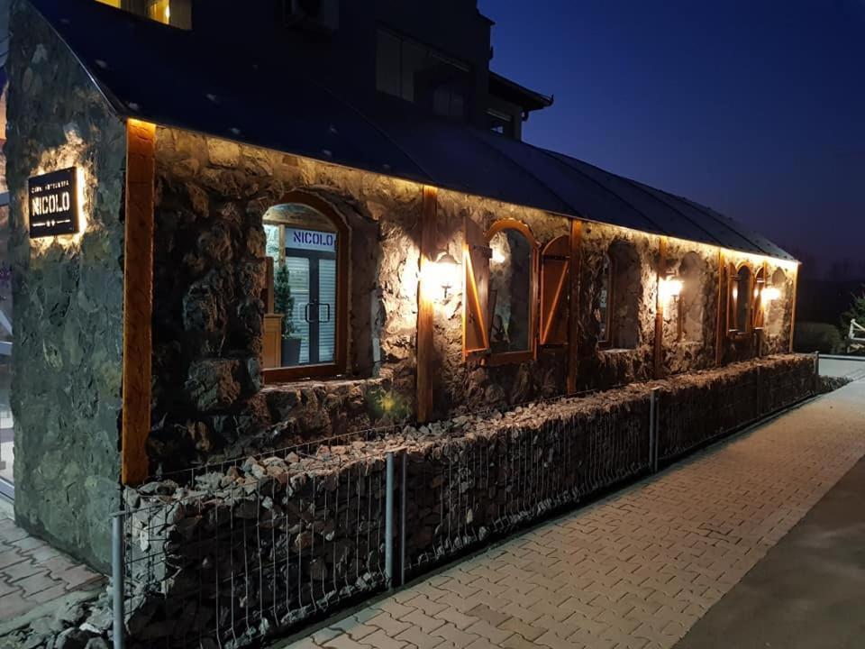 Garni Hotel & Spa Nicolo Kruševac Buitenkant foto